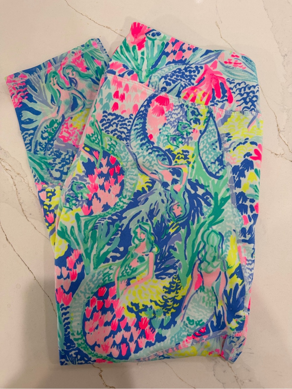 Lilly Pulitzer Luxletic Mermaids Print Cropped Leggings - Neon Blue & Pink